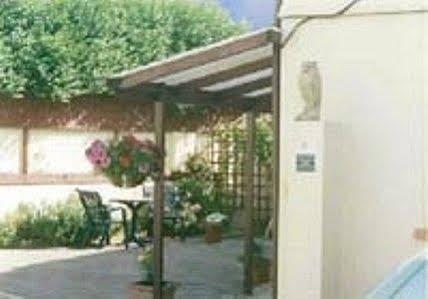 The New Inn Guest House Bridgend  Dış mekan fotoğraf