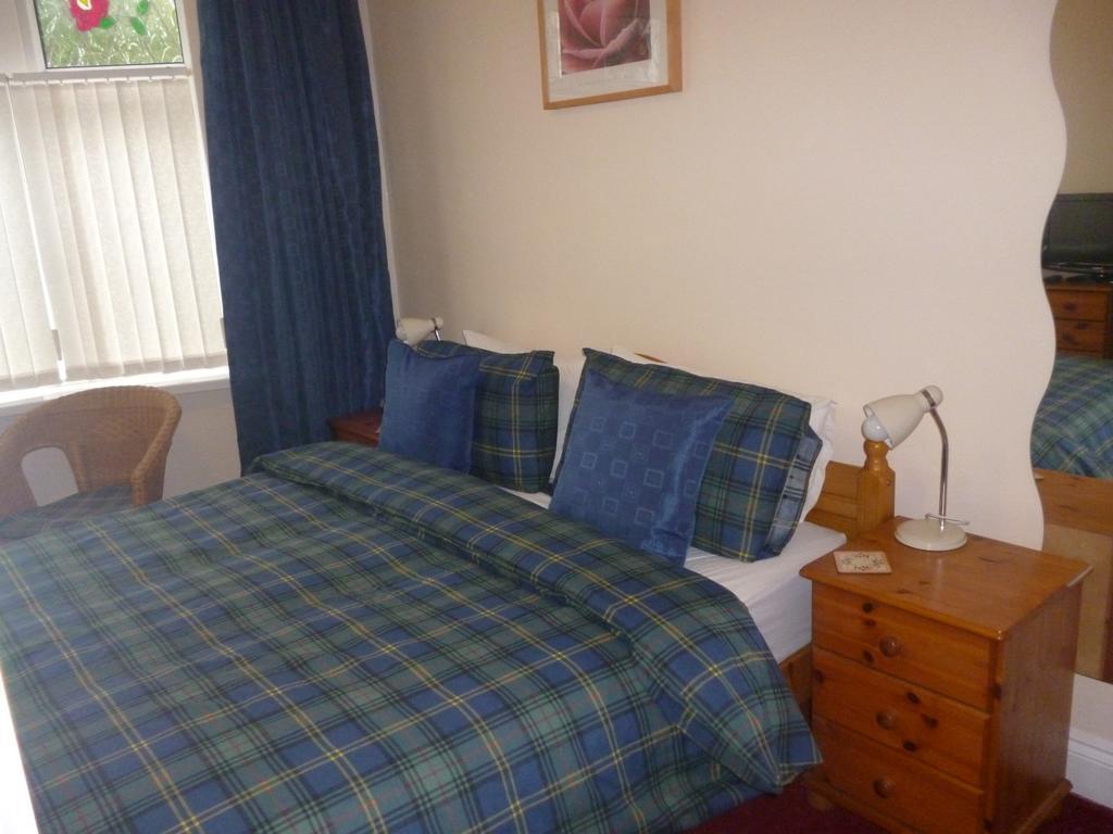 The New Inn Guest House Bridgend  Dış mekan fotoğraf